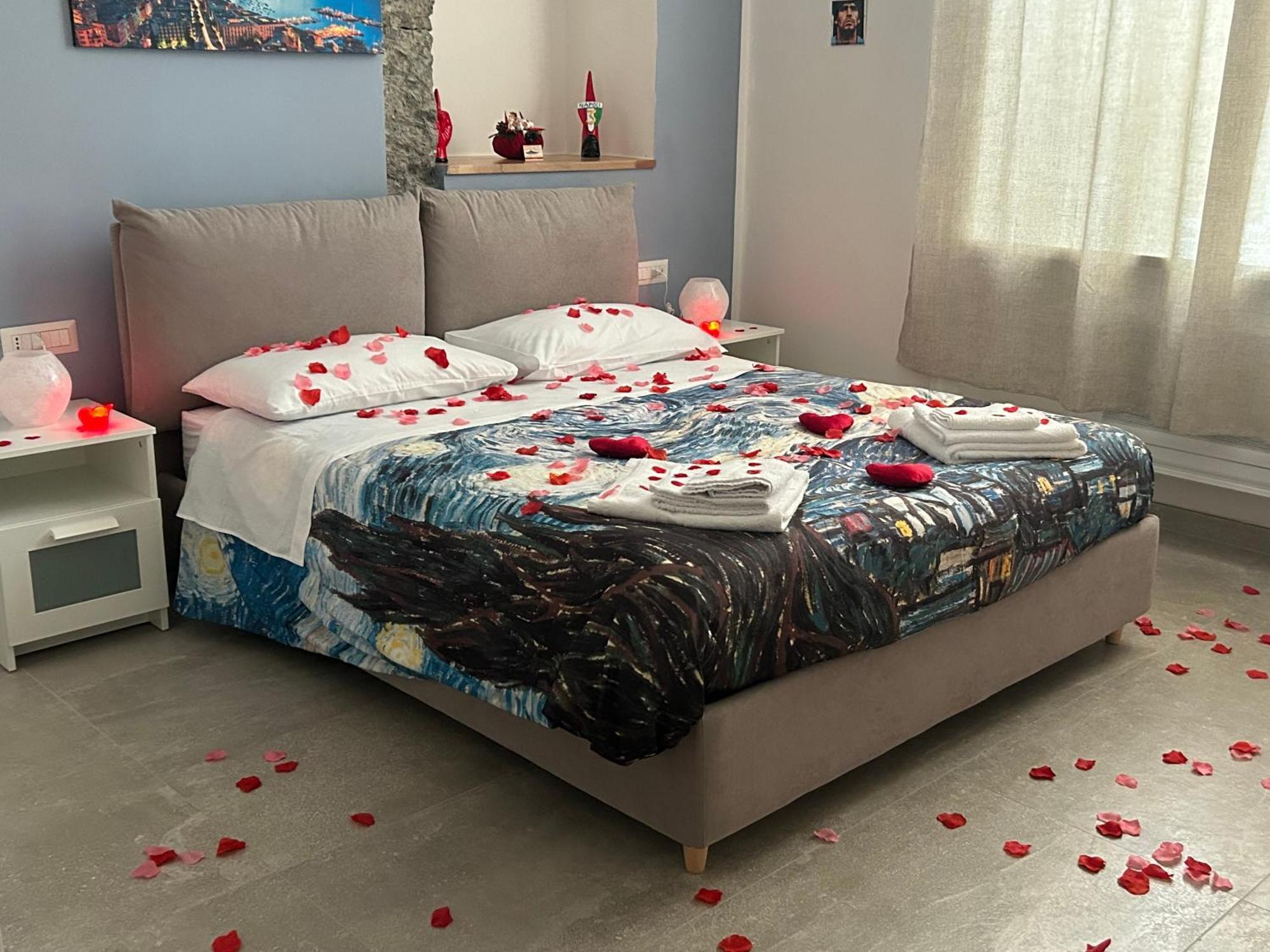 Neapolis Francy Maradona Guest house *